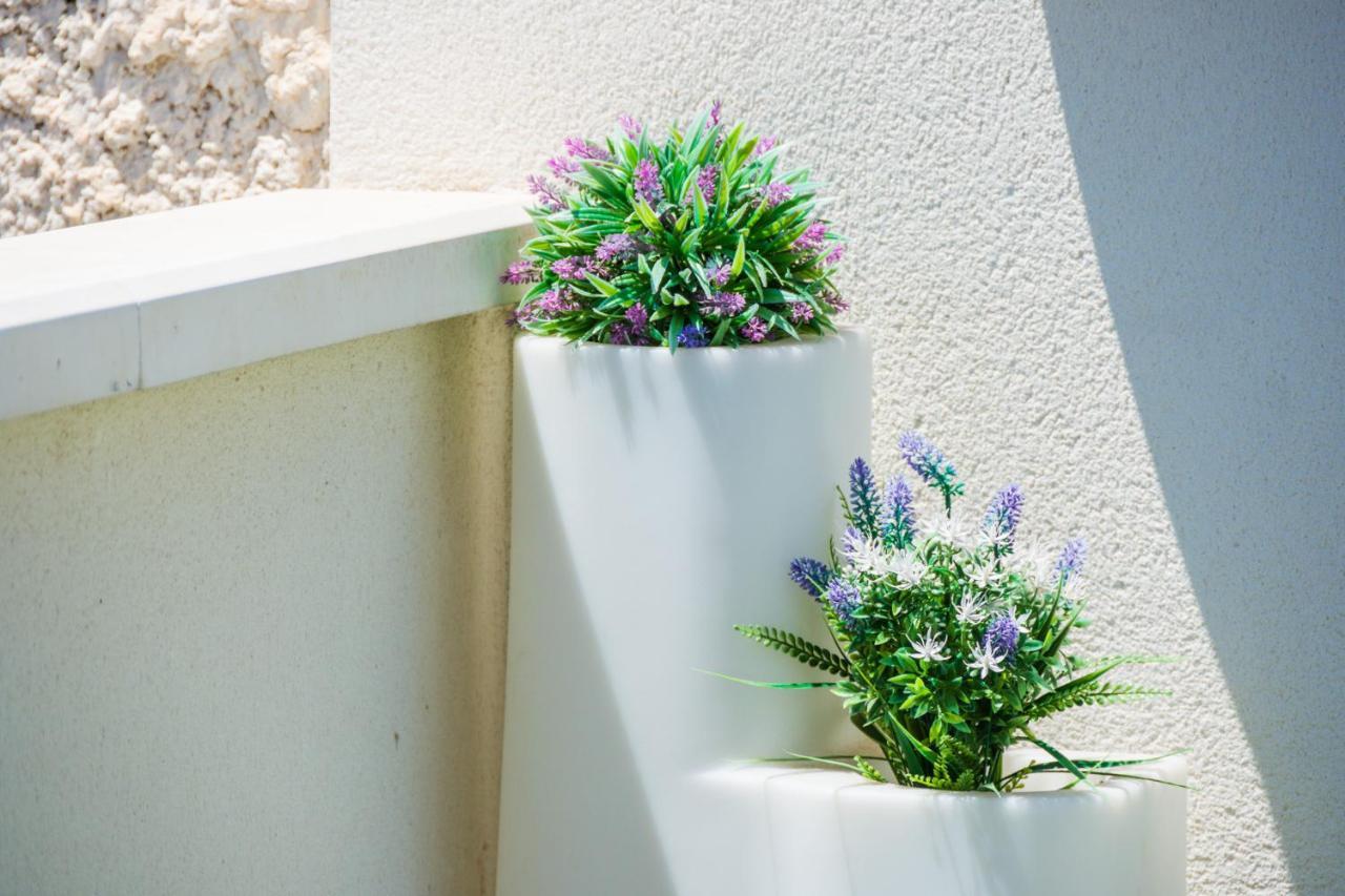 Atico Con Terraza Ac 1Hab En El Centro Y Piscina Comunitaria Apartment Malaga Bagian luar foto